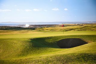 Royal Porthcawl is an excellent test of very fine links golf