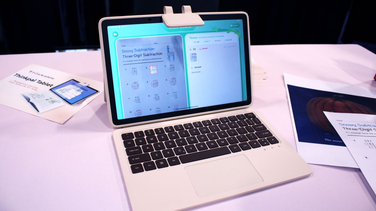 Thinkpal T100 AI Learning Tablet at CES 2025
