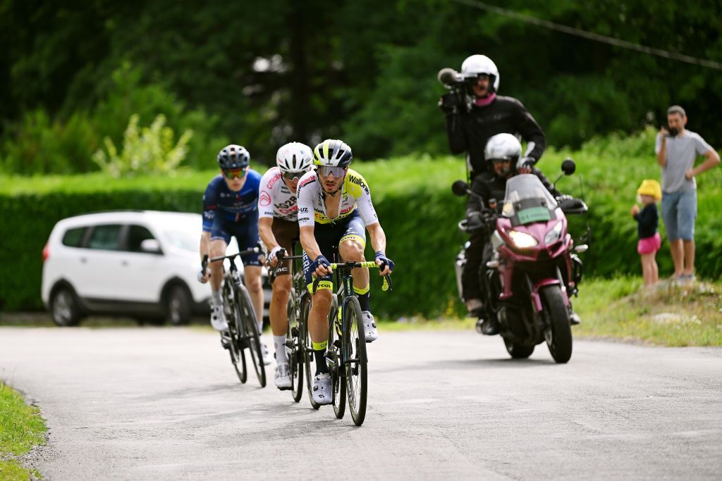 BNVENTLABBAYE FRANCE AUGUST 15 LR Michael Storer of Australia and Team GroupamaFDJ Benot Cosnefroy of France and Ag2R Citron Team and Lorenzo Rota of Italy and Team Intermarche Circus Wanty compete in the chase group during the 56th Tour du LimousinPerigord Nouvelle Aquitaine 2023 Stage 1 a 1657km stage from RilhacRancon to BeneventlAbbaye on August 15 2023 in BeneventlAbbaye France Photo by Dario BelingheriGetty Images