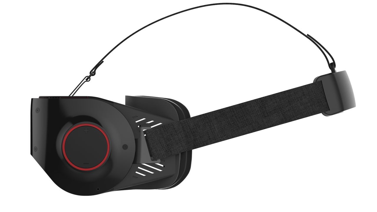 Side view of the Snapdragon 845 reference design headset