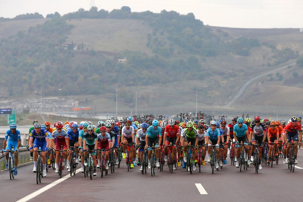 The peloton enjoyed racing on wide highways