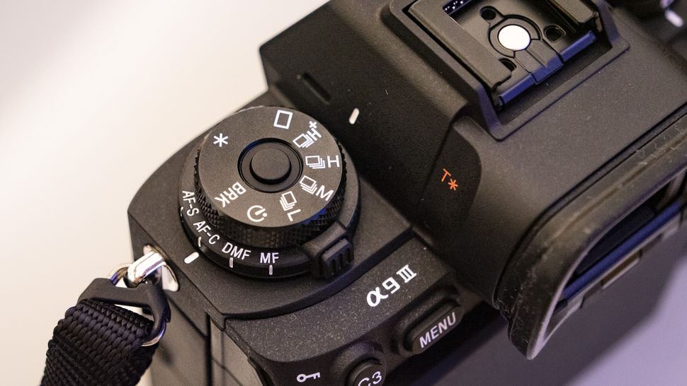 Mirrorless vs DSLR: which camera format is best in 2024? | TechRadar