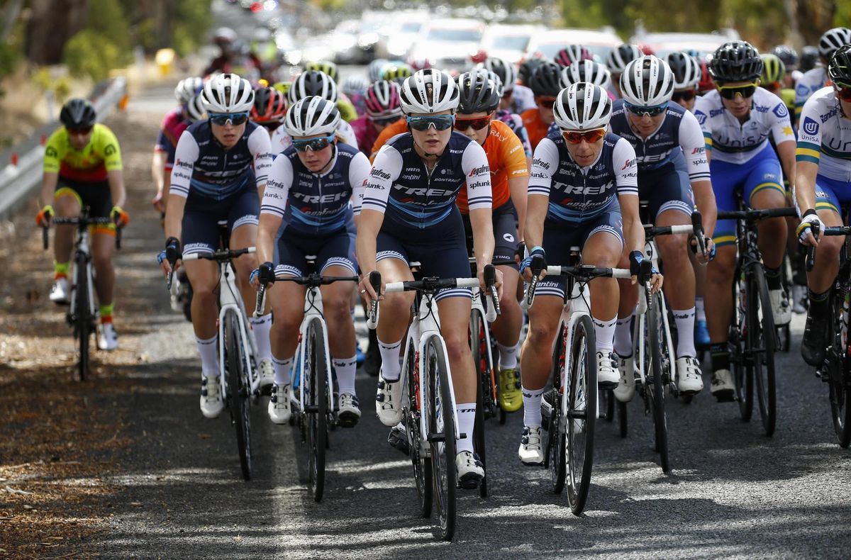 Trek-Segafredo control the front of the race on the opening stage of the 2020 Women's Tour Down Under