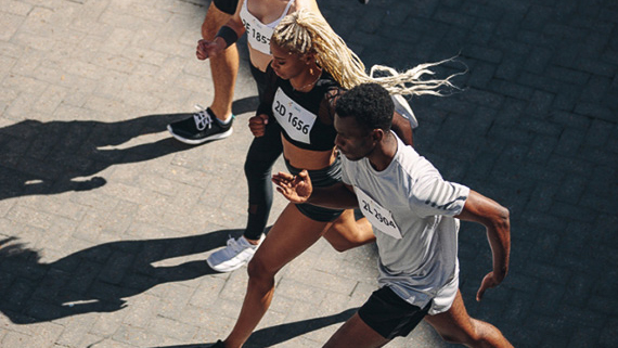 Runners using the Samsung Galaxy Ring
