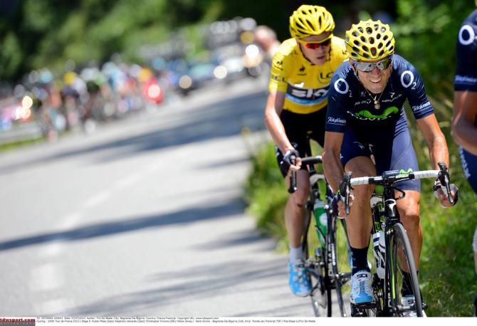Chris Froome fends off the Movistar attack on stage 9