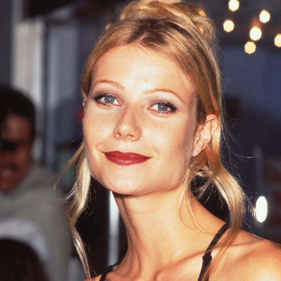 From Gwyneth to Halle, These Are the '90s Updos I'm Desperate to Re-Create