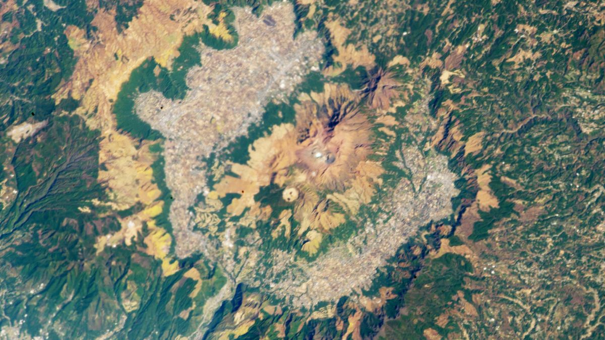 Supervolcanic 'hell' caldera in Japan is home to 17 different