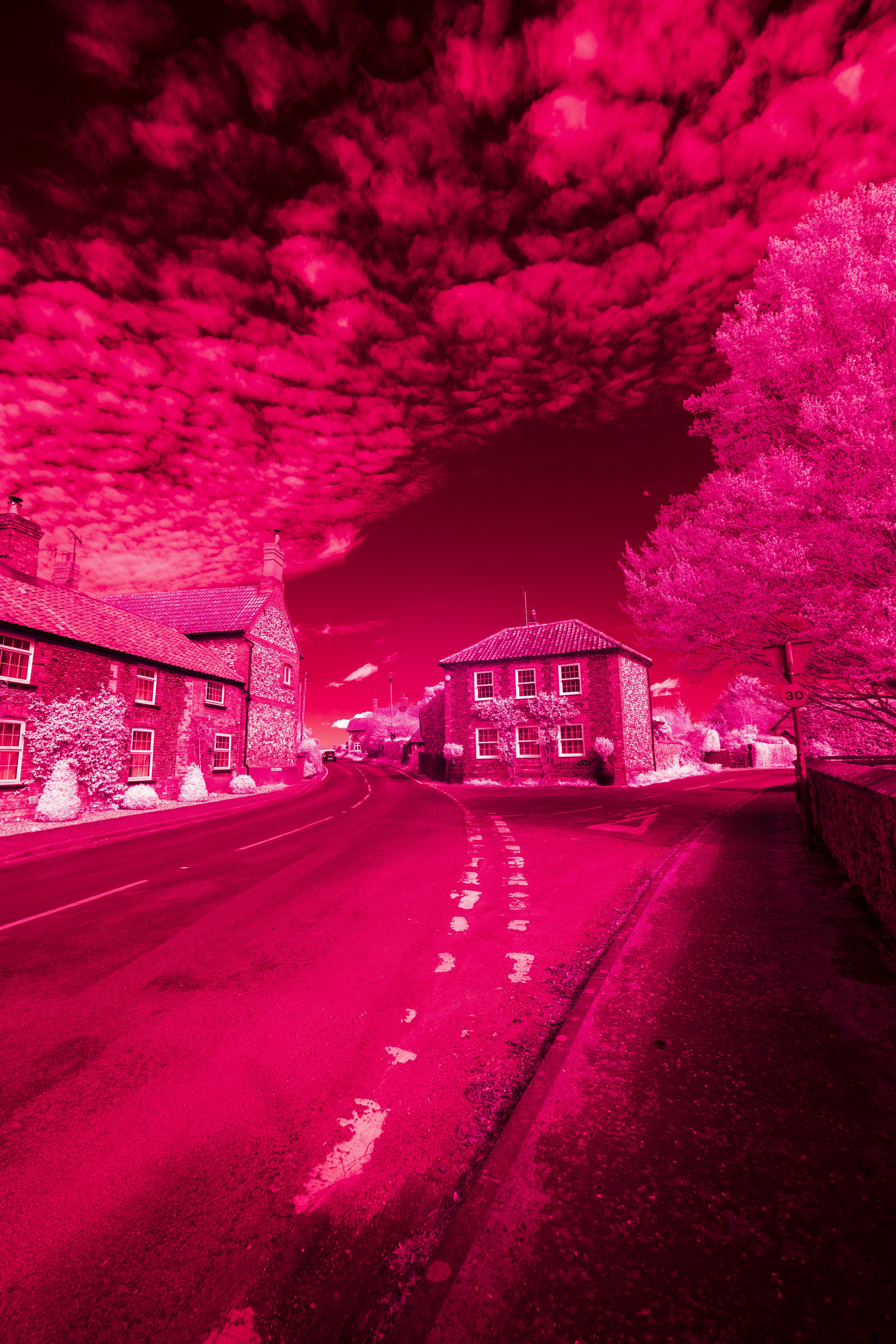 Cokin Nuances Infrared 720 89B Test Shot