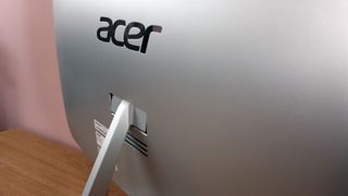 Acer Aspire U27-880 rear logo