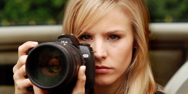 Kristen Bell is Veronica Mars