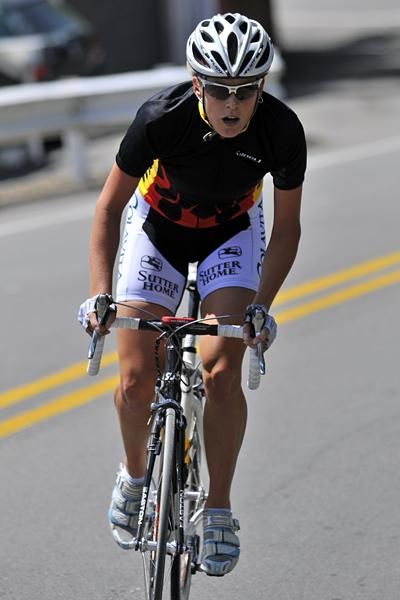 Rushlee Buchanan shows her intentions early, rolling off the front the first time up the climb