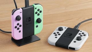 La Nintendo Switch recibe un soporte de carga para los Joy-Con, siete años después del lanzamiento de la consola