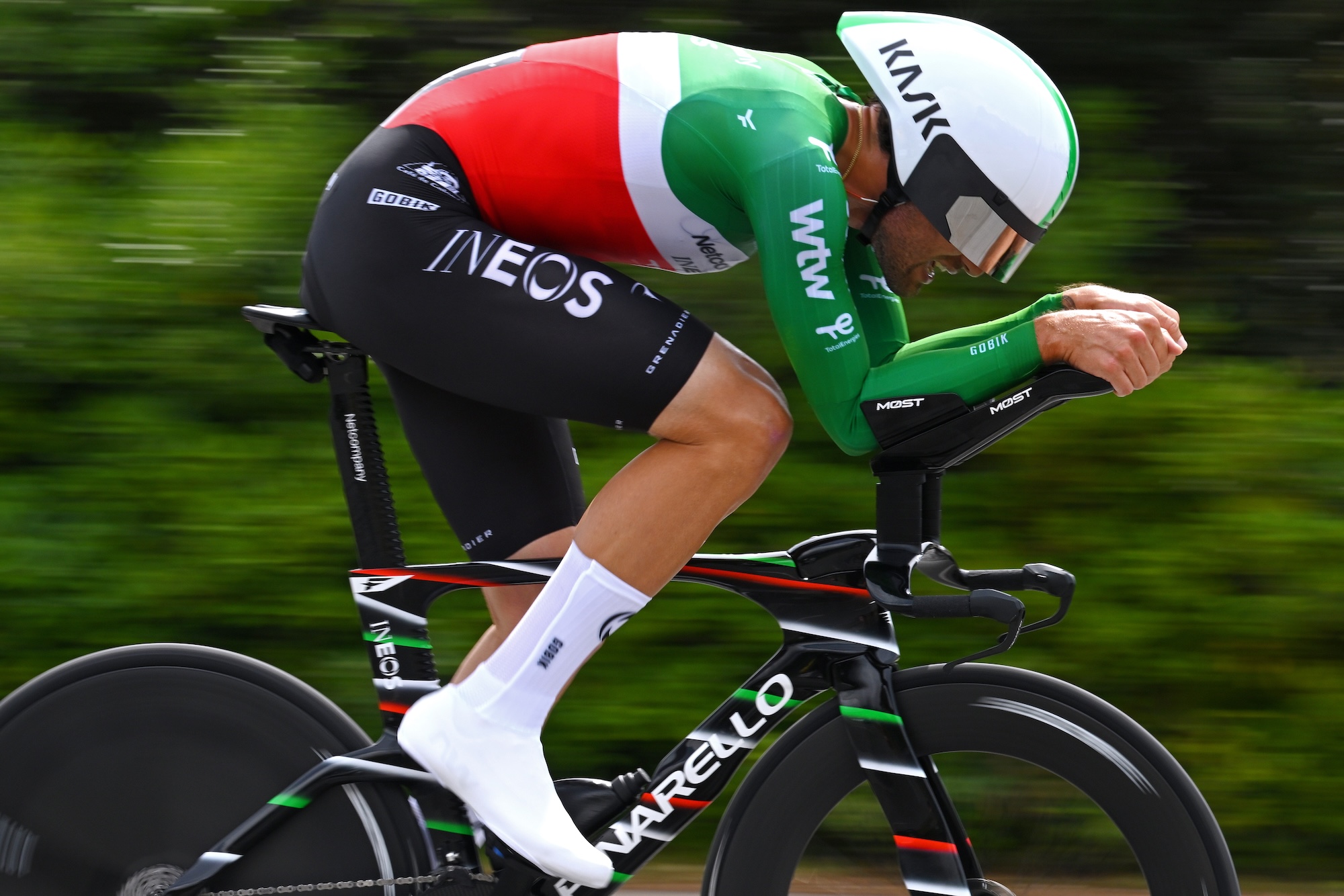 MASSA, ITALY - MAY 19: Filippo Ganna of Italy and Netcompany INEOS Cycling Team competes during the 109th Giro d'Italia 2026, Stage 10 a 42km individual time trial stage from Viareggio to Massa / #UCIWT / on May 19, 2026 in Massa, Italy. (Photo by Tim de Waele/Getty Images)