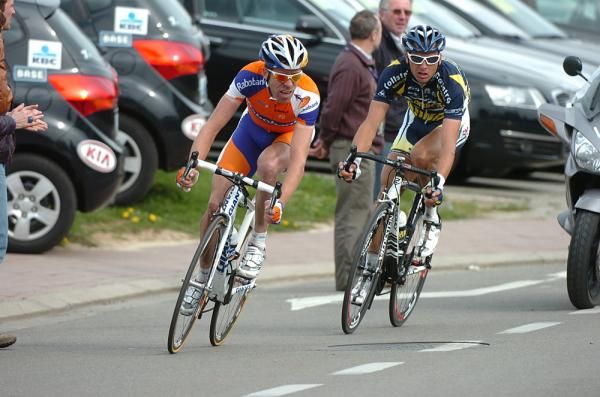 Bram Tankink (Rabobank) and Johnny Hoogerland (Vacansoleil DCM)