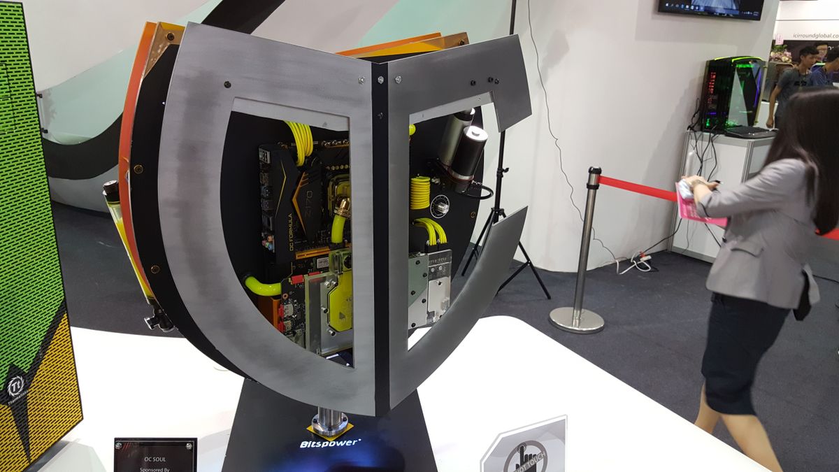 Computex 2016 case mod