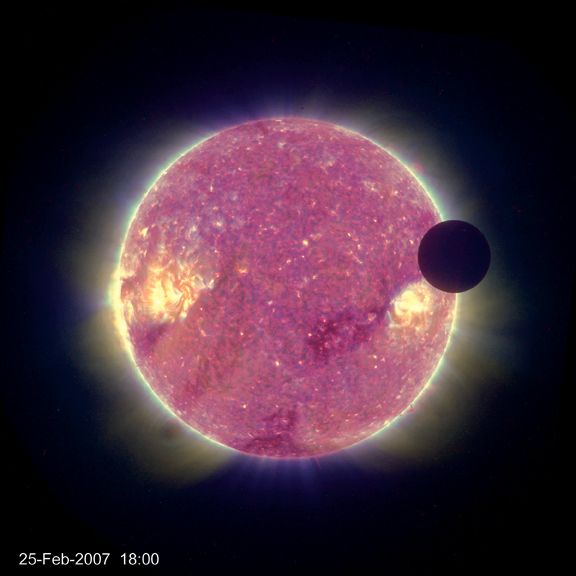 Moon & Sun Interact in Surprising Way | Space