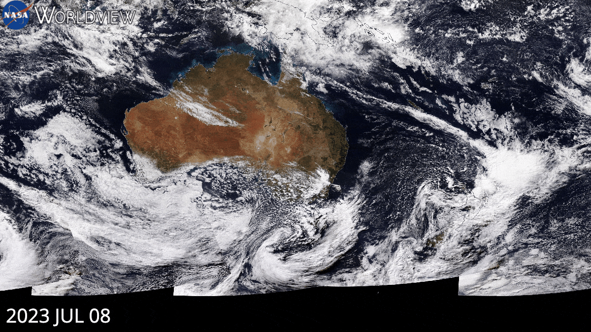 gif animation showing cloud formation across Australia with more clouds appearing at the coast.