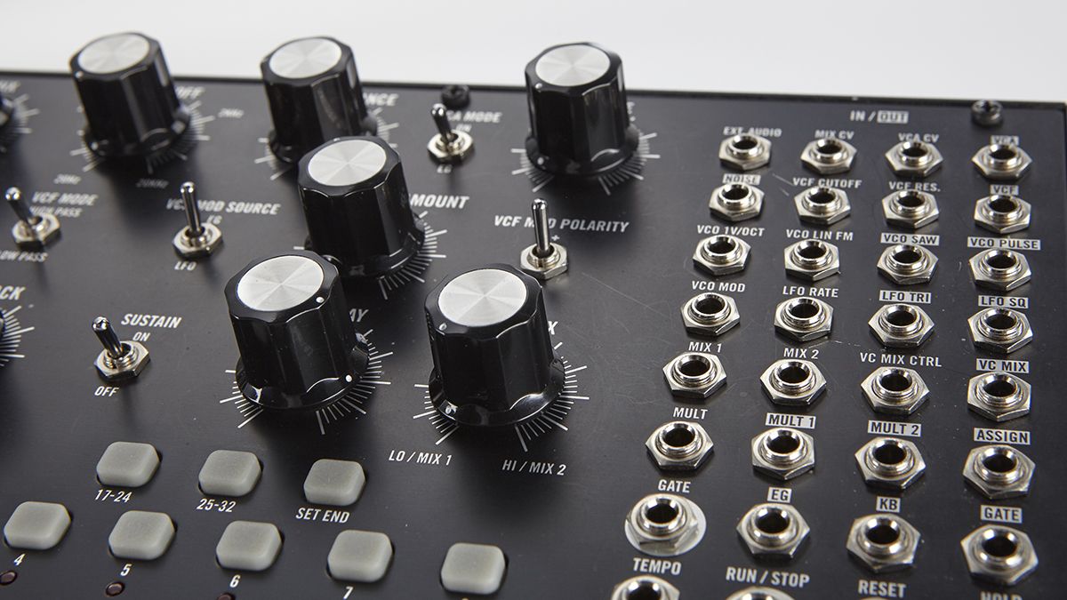 Moog Mother-32