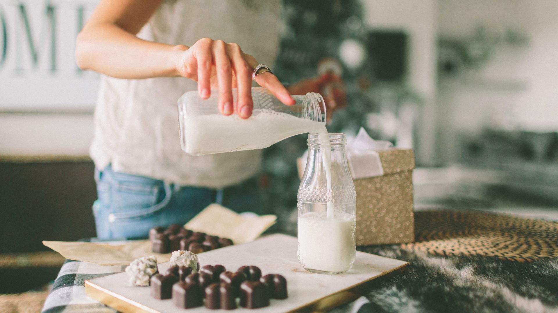 Can you freeze milk? Here's how to freeze milk, almond milk, coconut