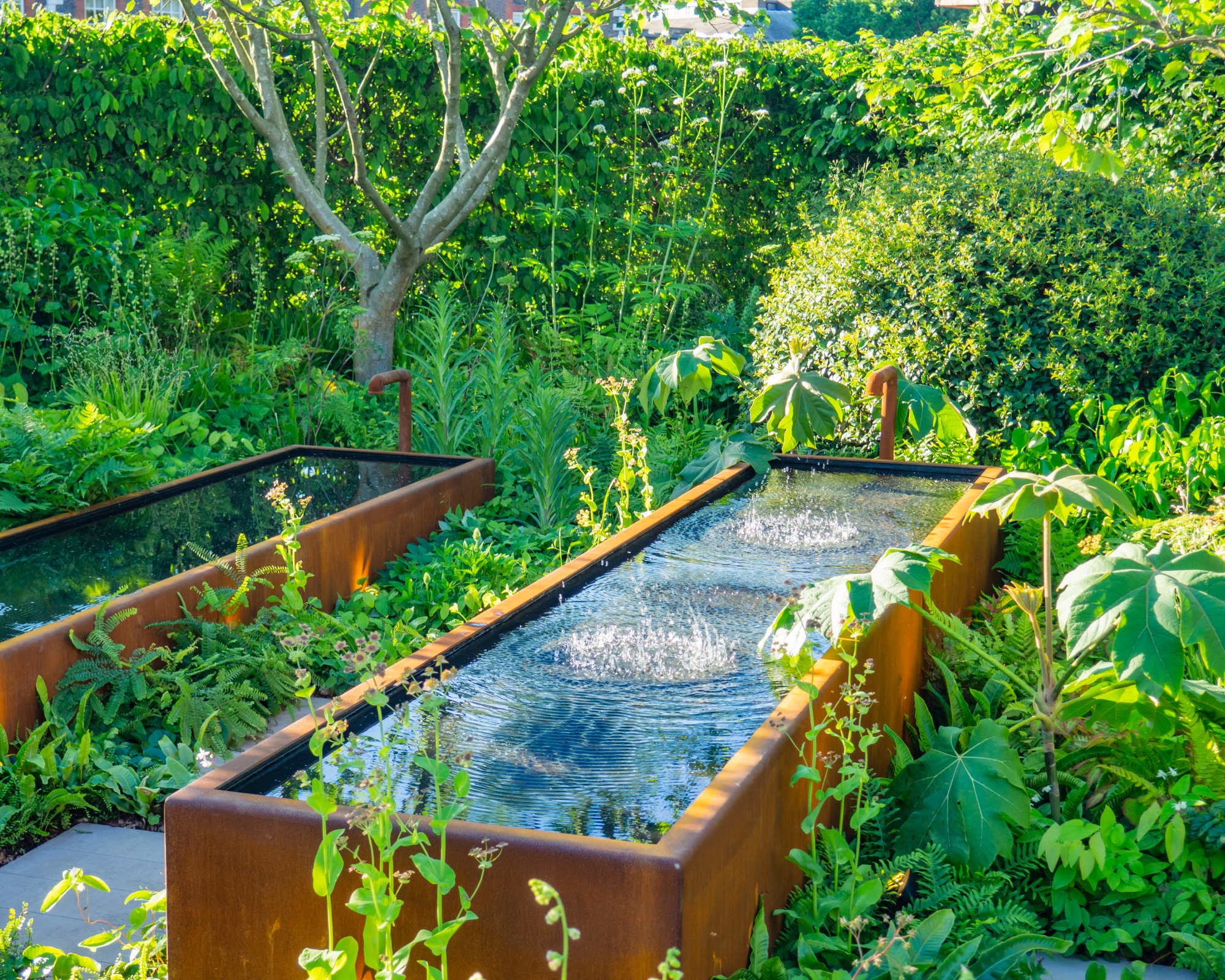 garden water features
