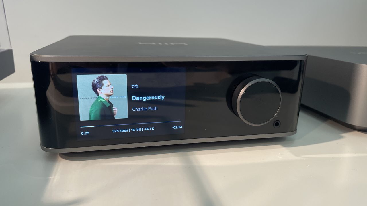 WiiM Ultra music streamer