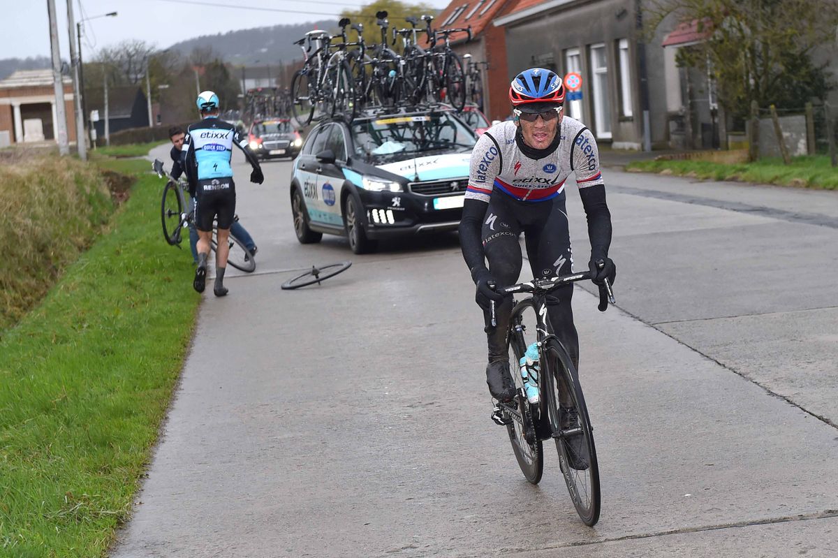 Zdenek Stybar (Etixx-Quick Step) after flatting