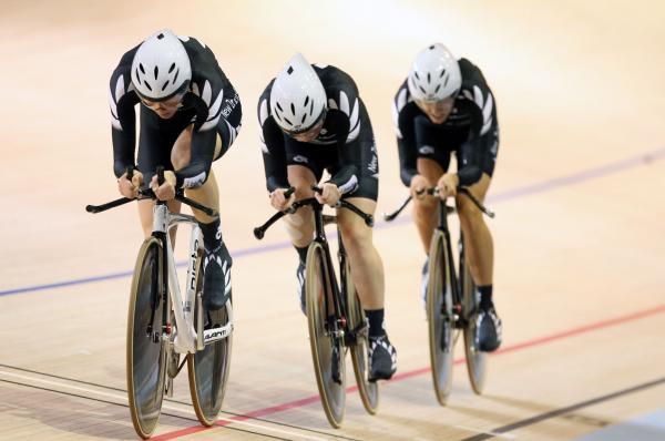 The New Zealand women's 3,000m team pursuit team pull out all the stops on the way to a bronze medal and the world record.