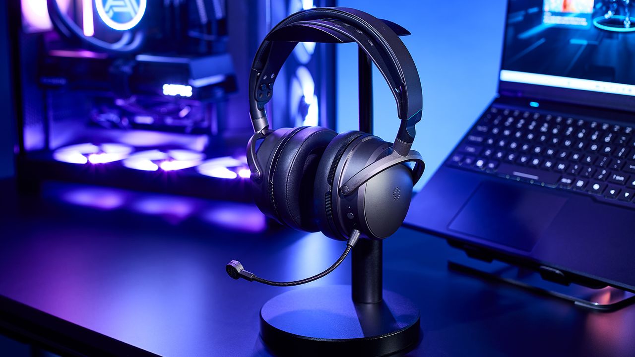 The Audeze Maxwell 2.