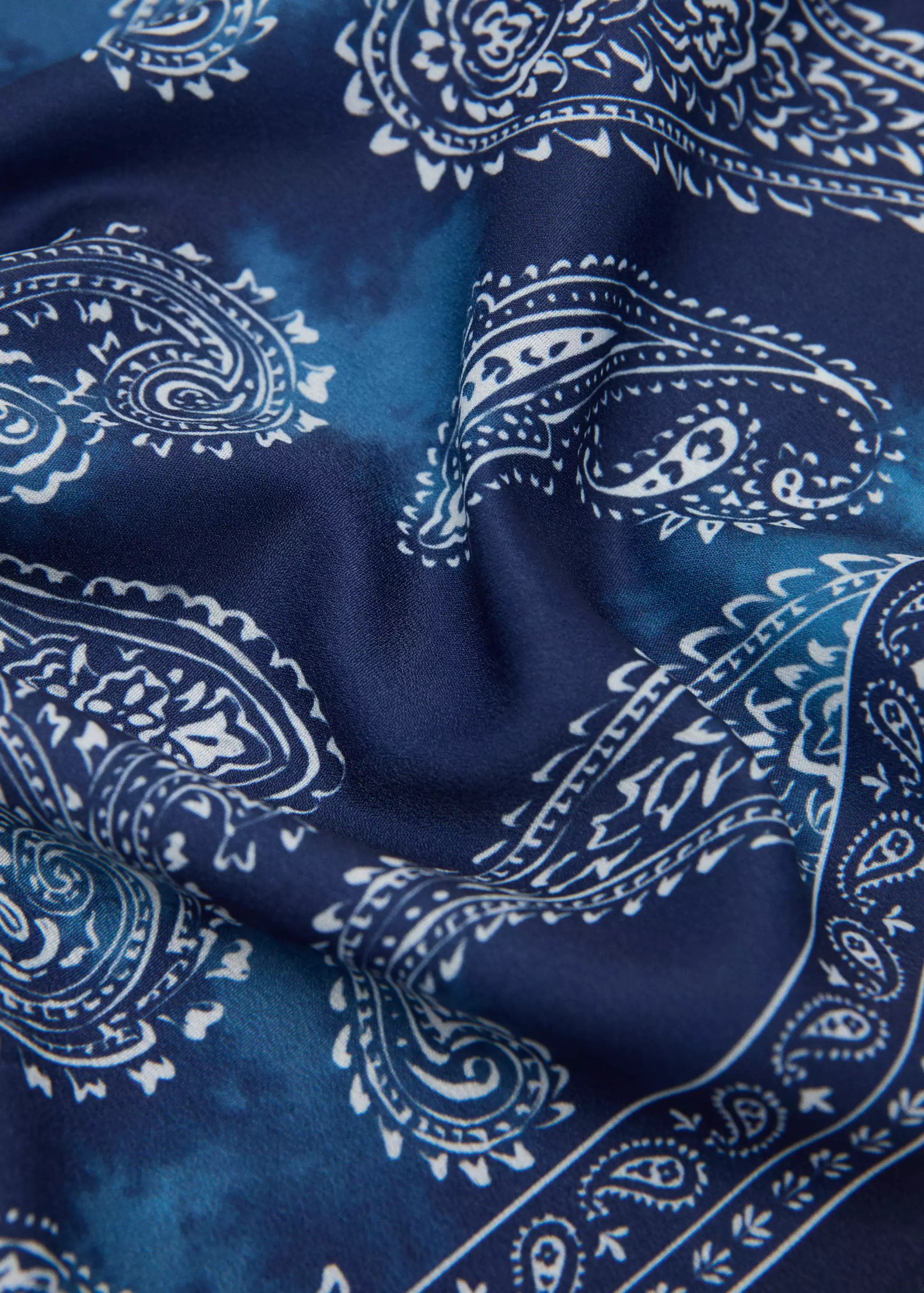 Triangular Paisley Bandana - Women | Mango United Kingdom