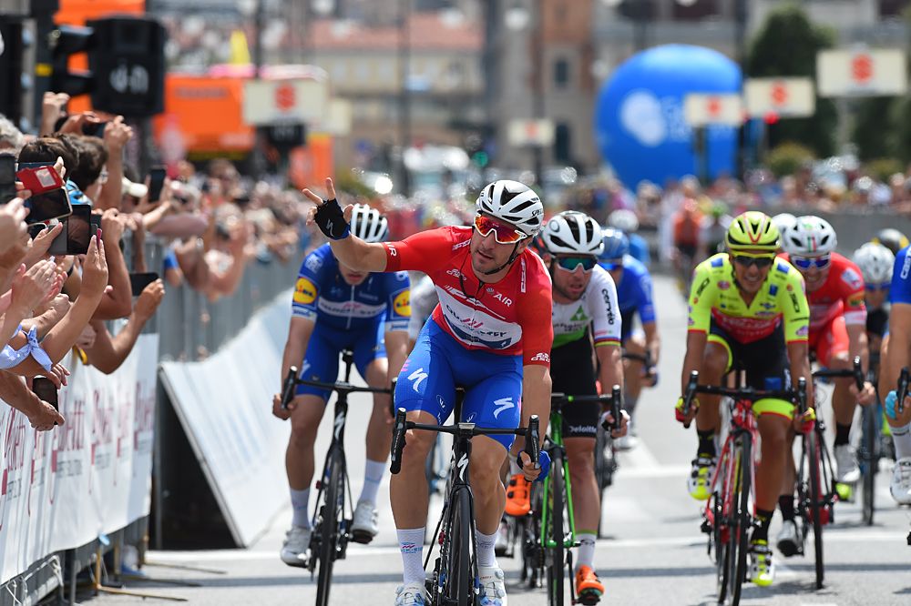 Elia Viviani (Quick-Step Floors) wins stage 5 at Adriatica Ionica Race