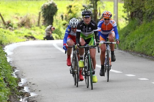 The leaders on the penultimate climb