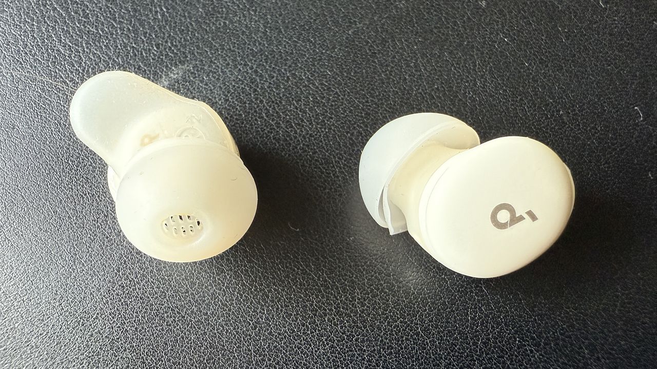 A selection of photos of the Soundcore Sleep A30 soundbuds.