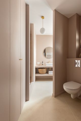 brown minimal bathroom layout