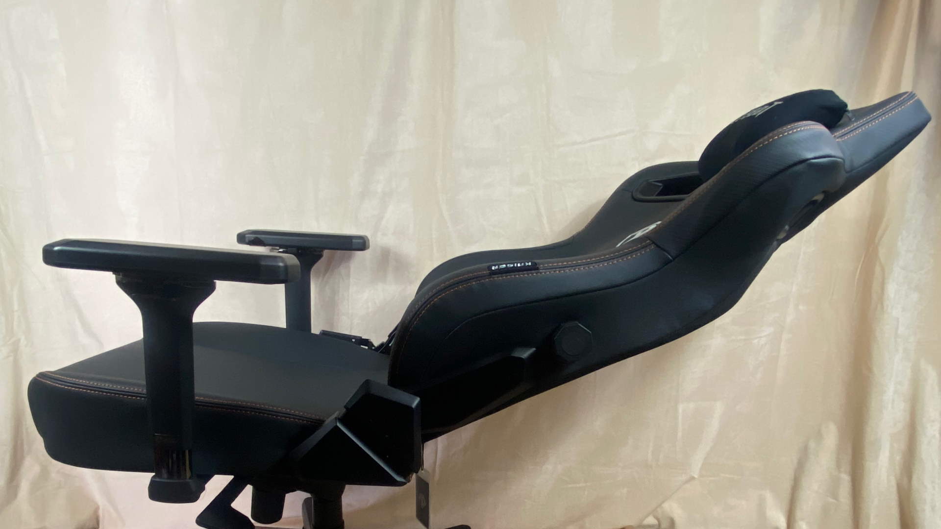 Andaseat Kaiser 3 gaming chair