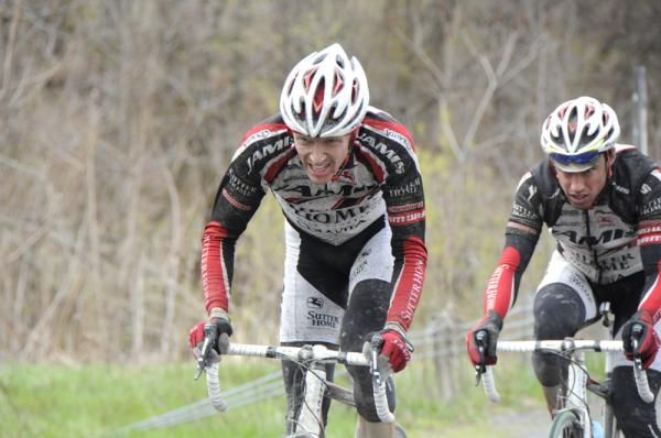 Jamis-Sutter Home p/b Colavita riders worked hard to absorb the 11-rider break