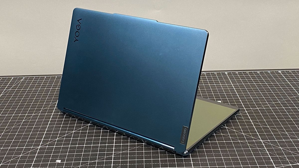 Lenovo Yoga Book 9i