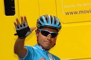 Mirko Celestino waves good bye to professional cycling