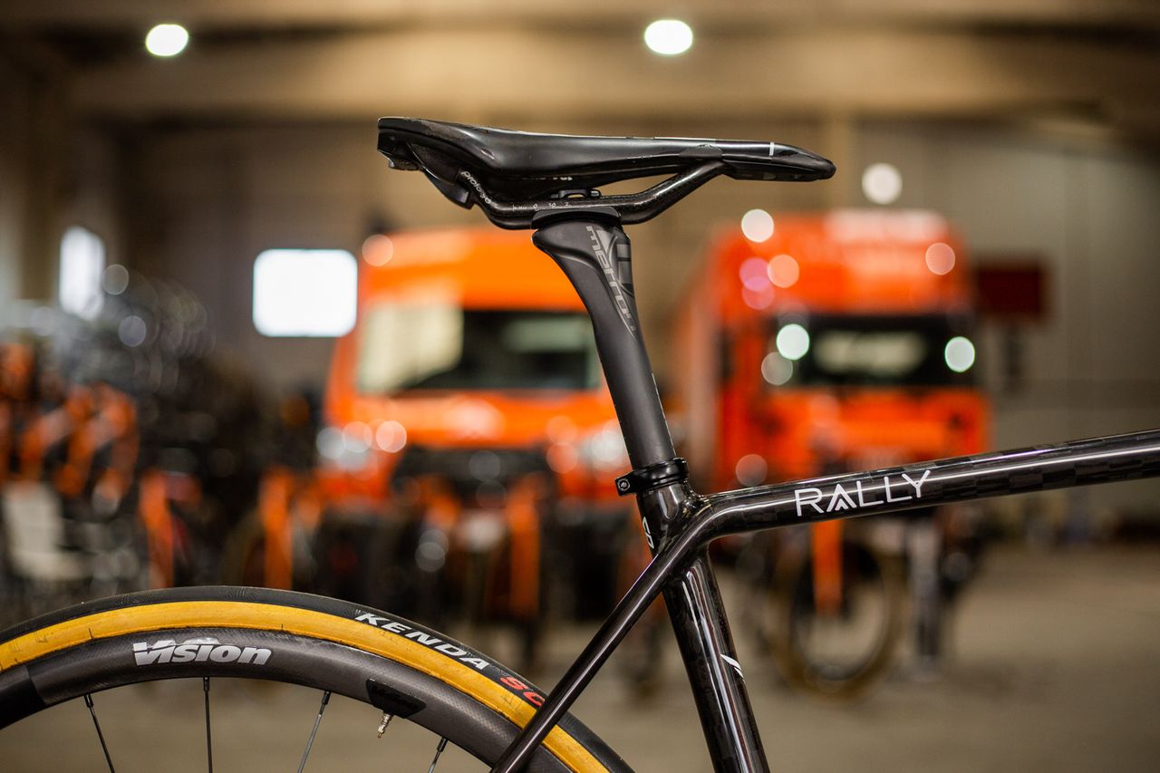 Rally Cycling Felt FR