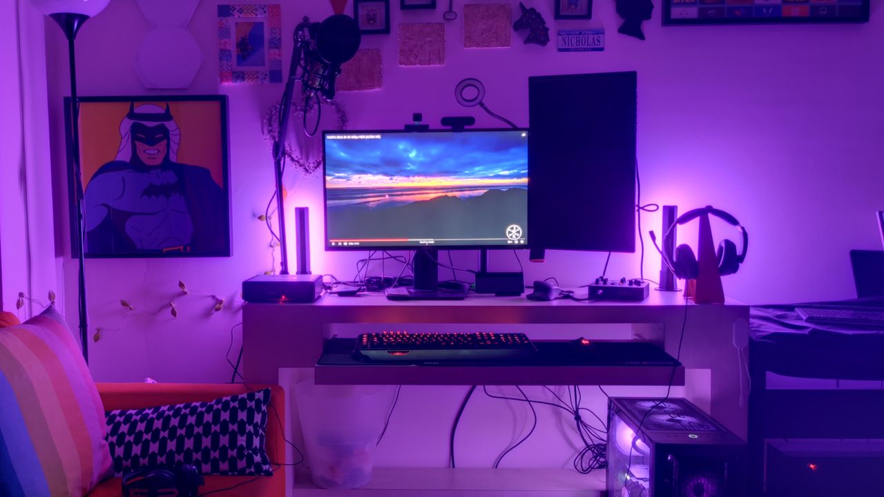 Govee Flow Pro Wi-Fi TV Light Bars