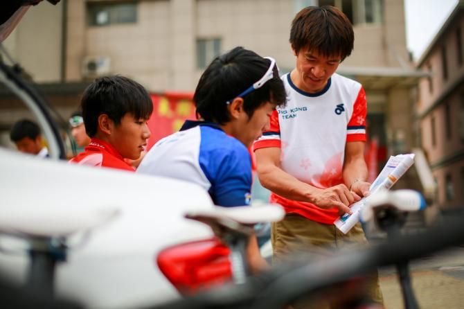 Newly retired Wang Kam Po now coaches Hong Kong's talents Leung Chun Wing and Choi Ki Ho.