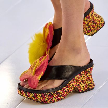 Loewe spring 2023 shoe trends