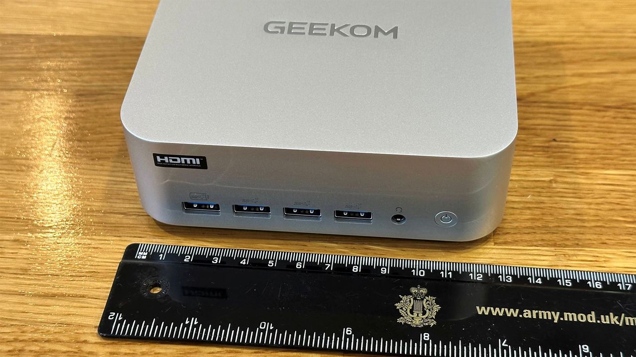 Geekom A9 Max 2026