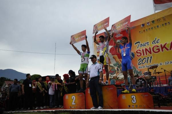 Award ceremony of stage winner