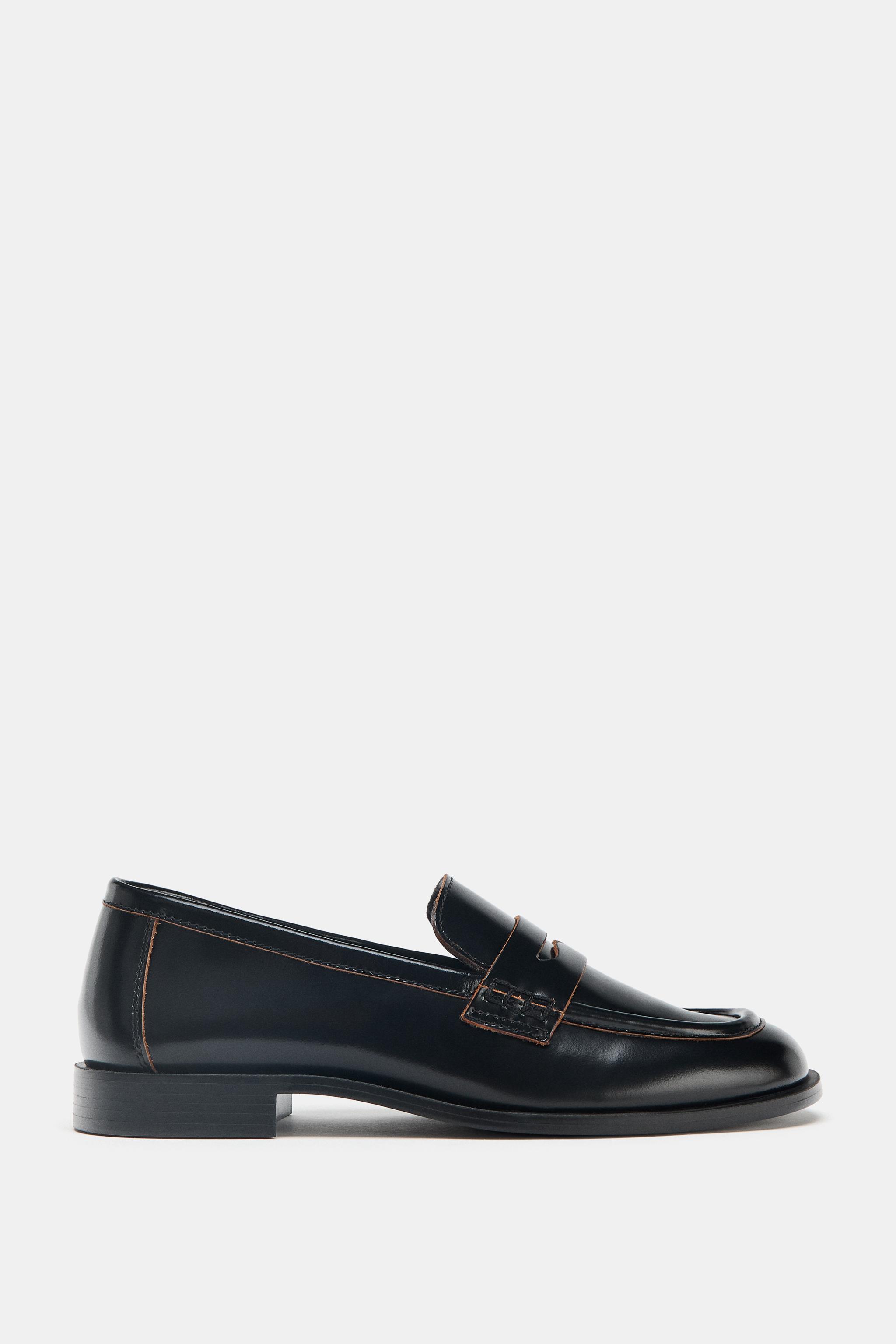 Contrasting Leather Loafers