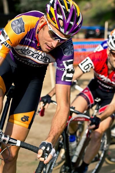 Ryan Trebon (Kona) and Sid Taberlay (Sho-Air/Specialized) lead early in the race.