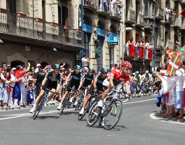 Race leader Jonathan Castroviejo (Movistar) during stage 2
