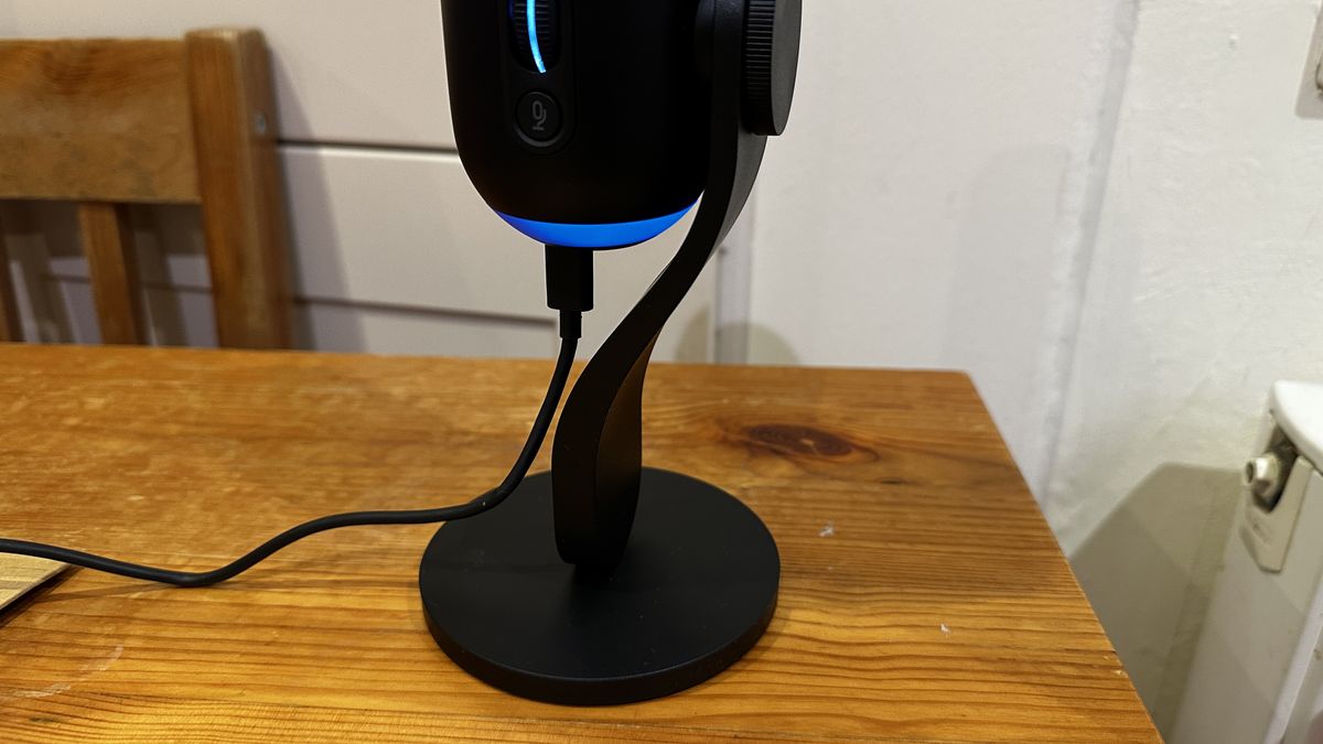 Logitech Yeti GX review a greatsounding microphone for streamers