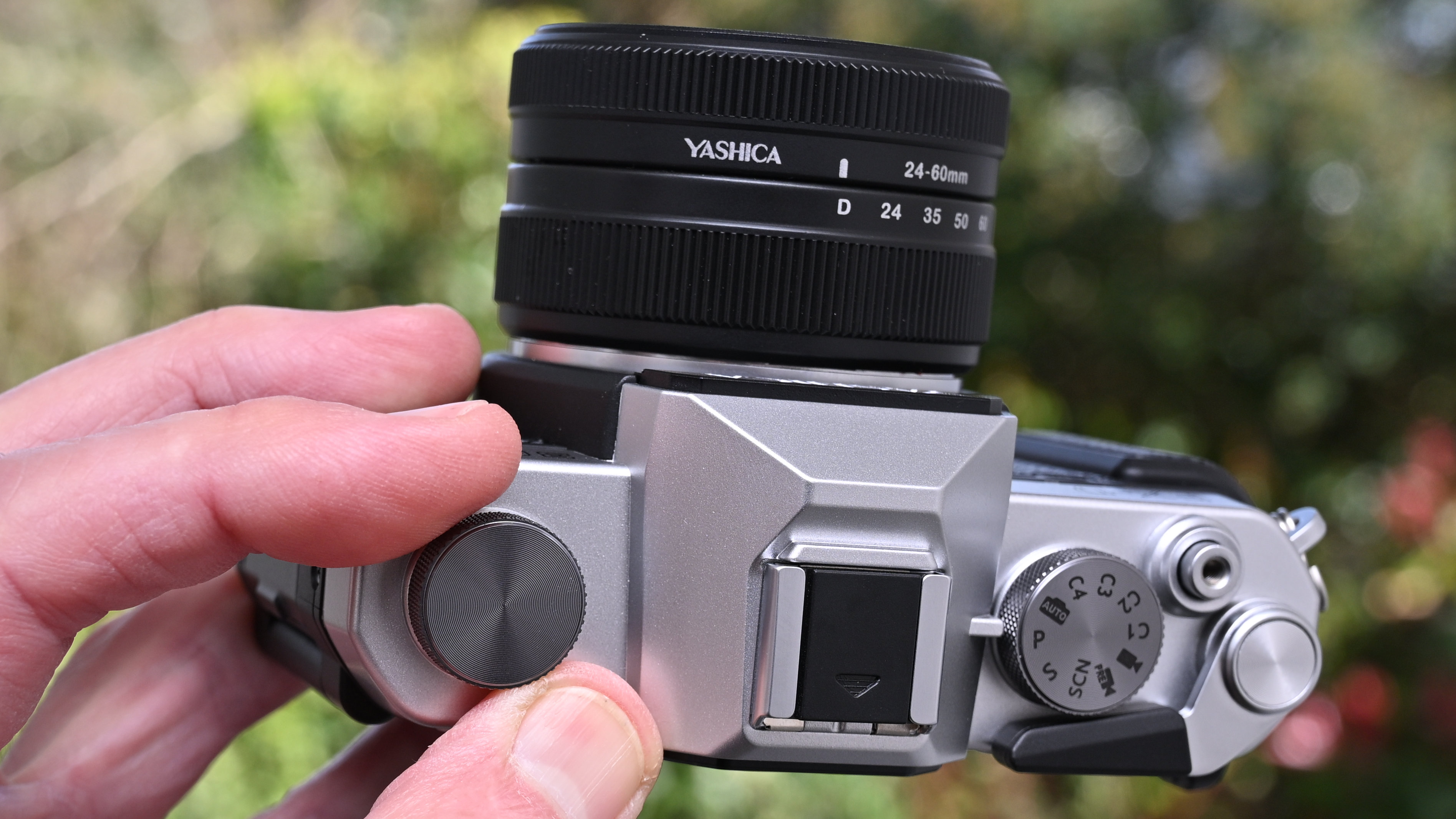 Yashica FX-D 300 product shot