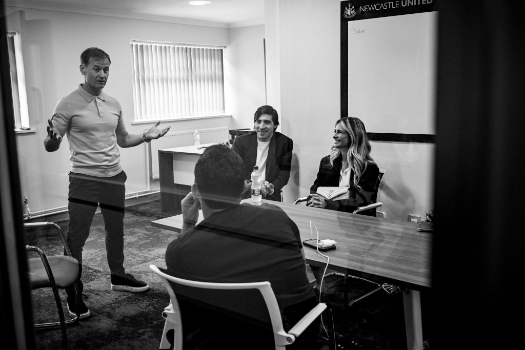 Newcastle United new signing Sandro Tonali smiles at a meeting with Newcastle United&#039;s Sporting Director Dan Ashworth (L) on July 06, 2023 in Newcastle upon Tyne, England.