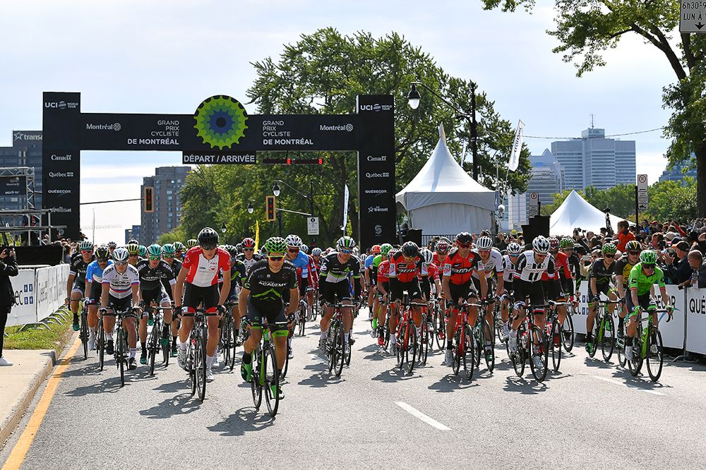 The GP Montreal rolls out from the start